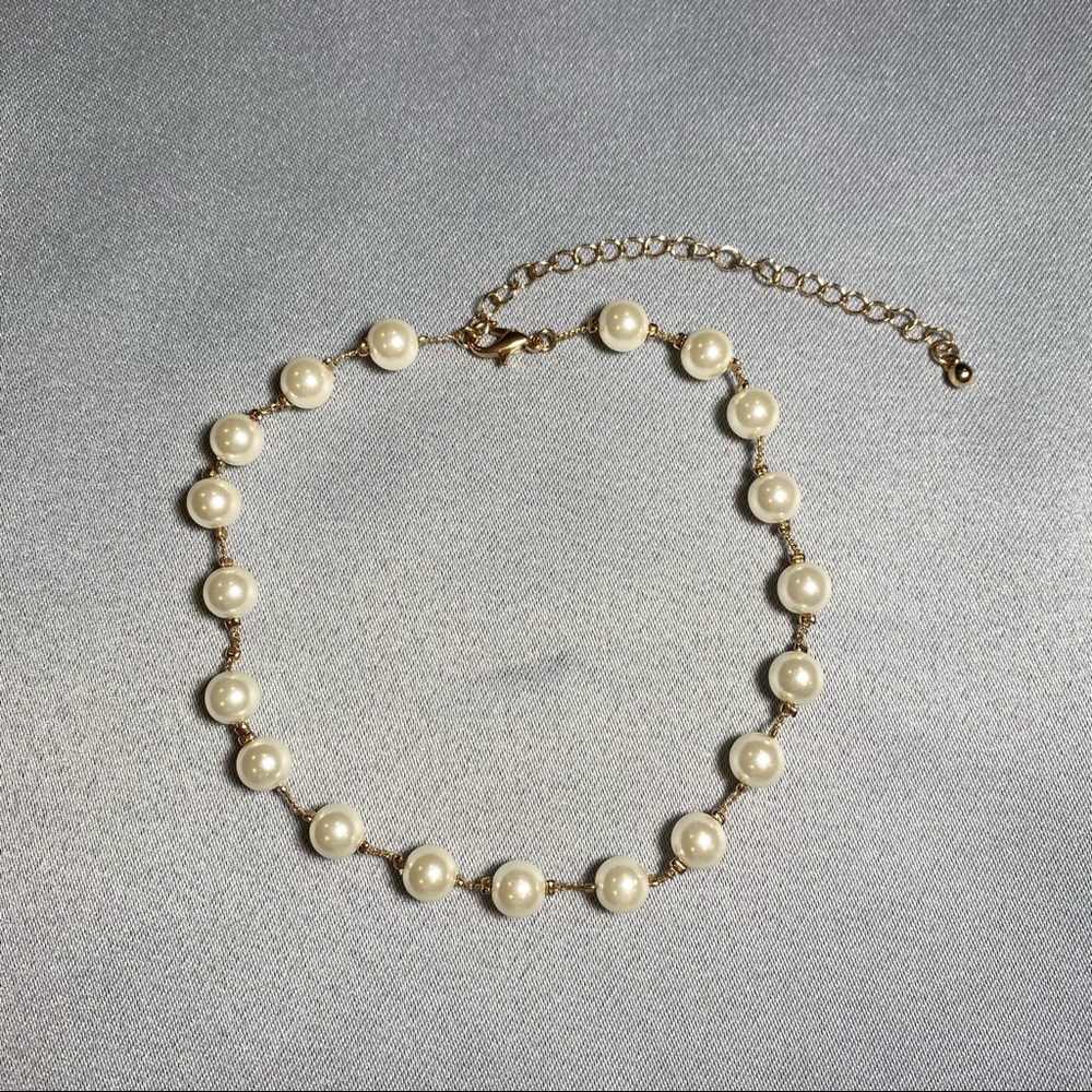 Pearl choker